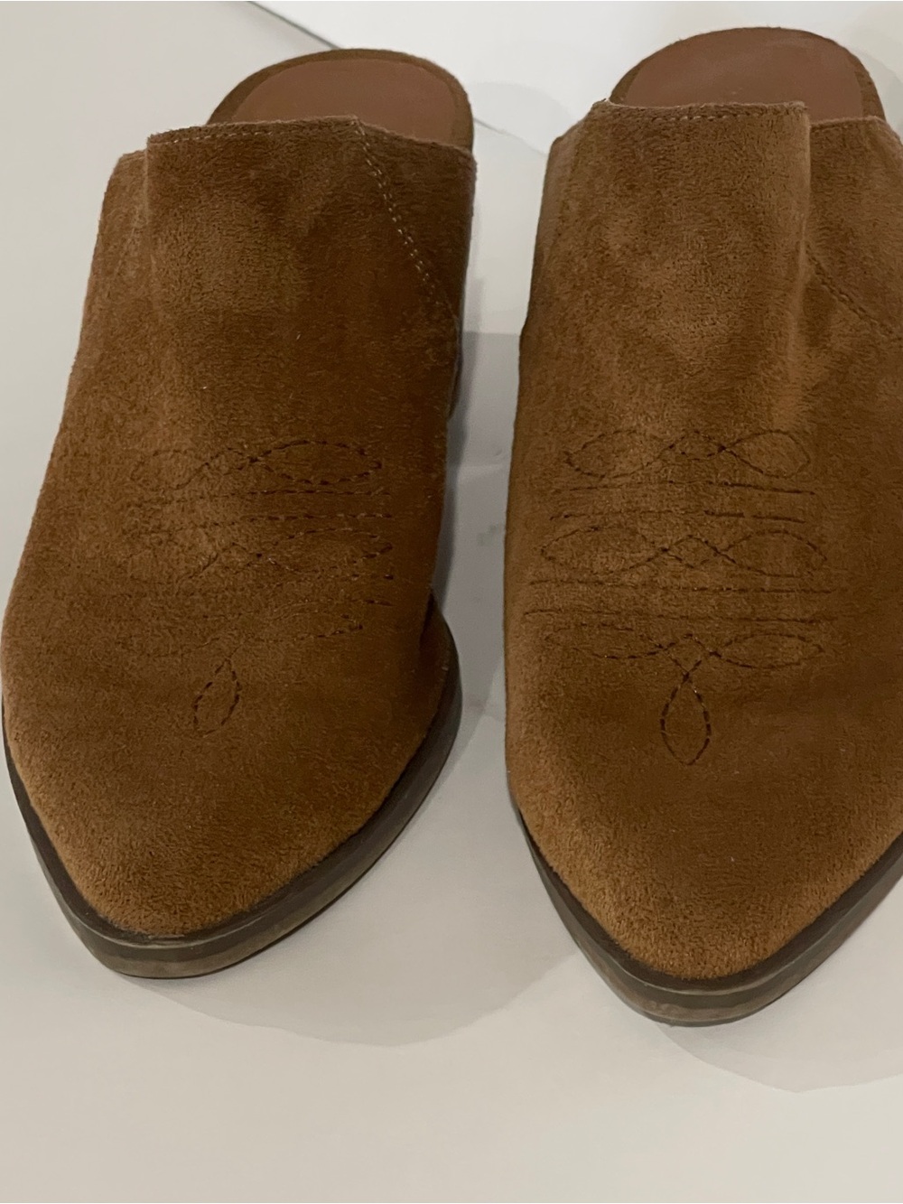 Universal Thread Tan Faux Suede Heeled Mules Size 7 1/2 Boho Western